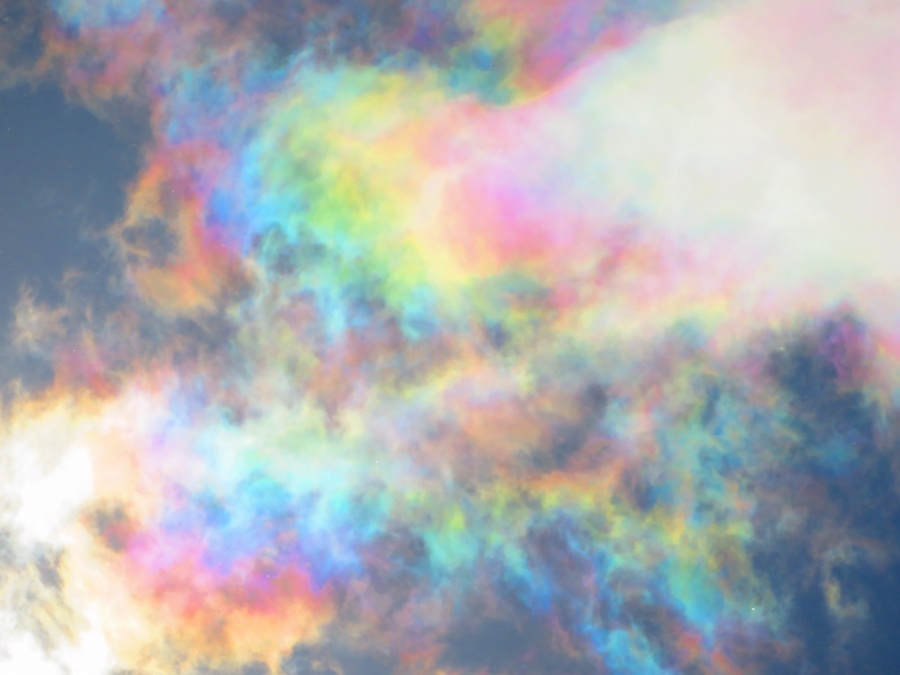 荒木さんが撮影した彩雲